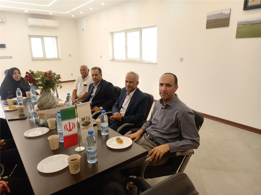 آموزش و پژوهش؛ حلقه‌های بنیادین زنجیره انتقال دانش و فناوری به مزارع